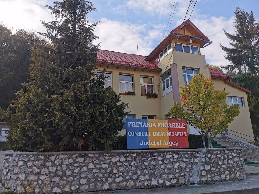 Primaria Mioarele Matau
