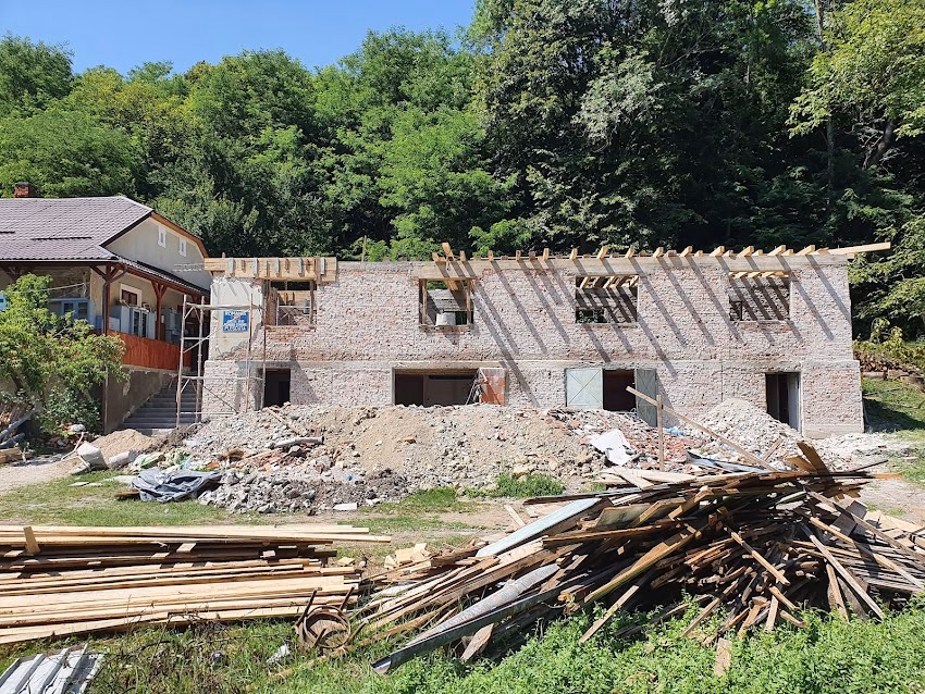 Primăria Pleșcuța