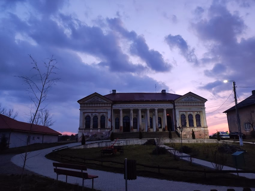 Primăria Săcășeni