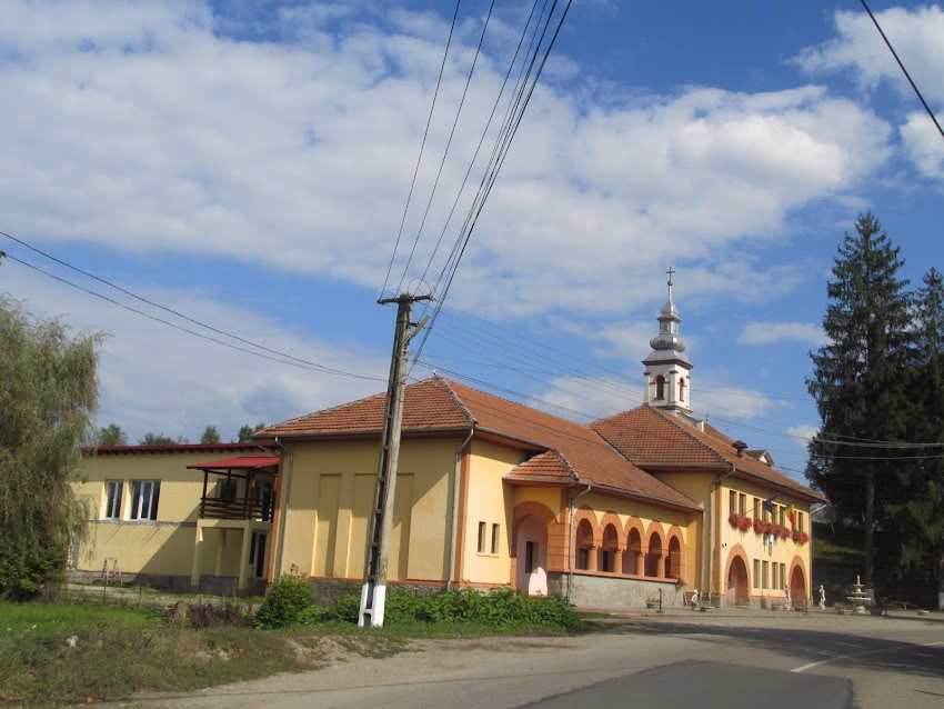 Primăria Vârfurile