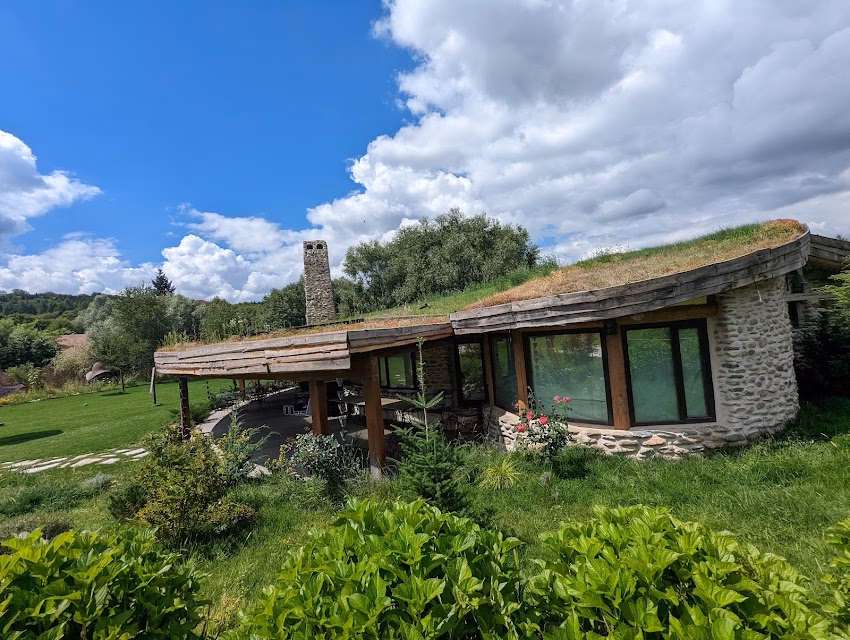 Restaurant Castelul de Lut Valea Zânelor