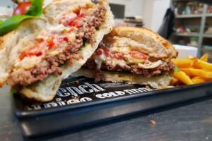 Roprest Hotel Restaurant