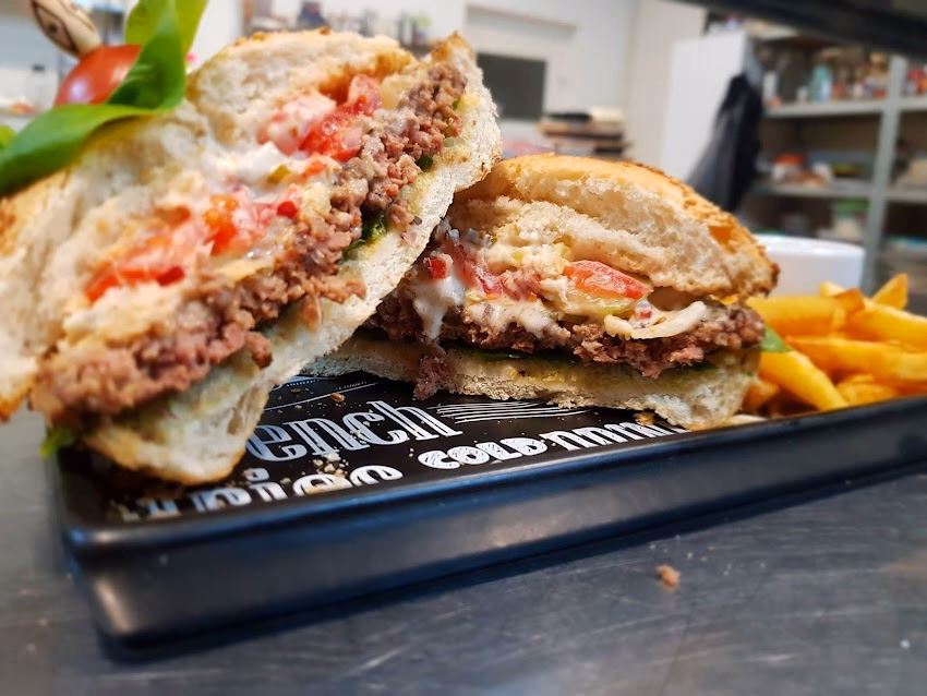 Roprest Hotel Restaurant