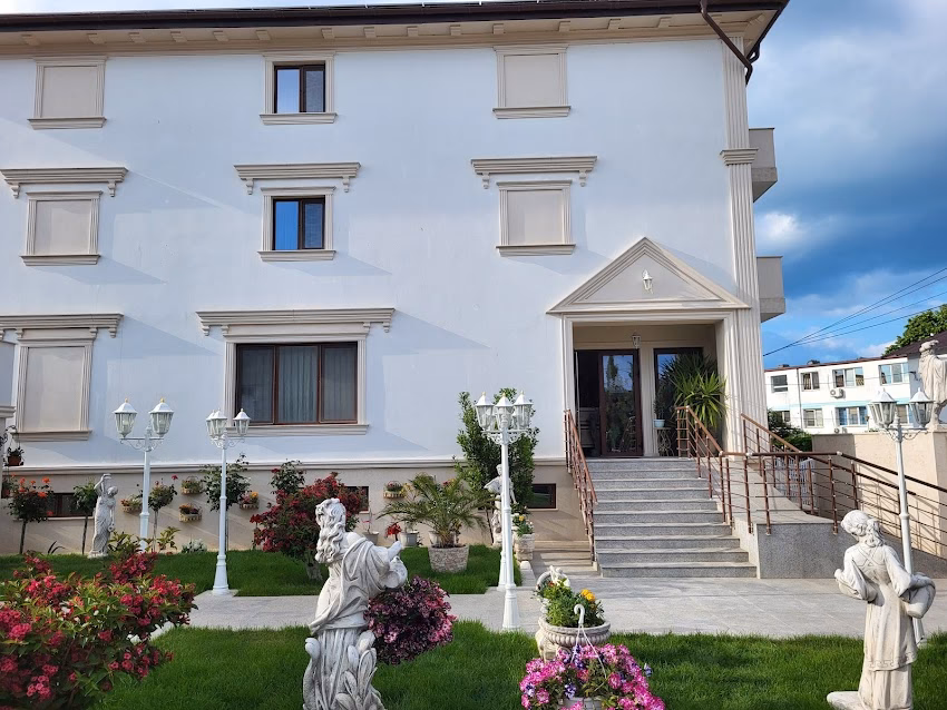 Royal Boutique Mangalia