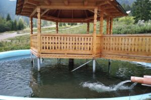 Schitul Acoperământul Maicii Domnului Valea Seacă Câmpulung Moldovenesc