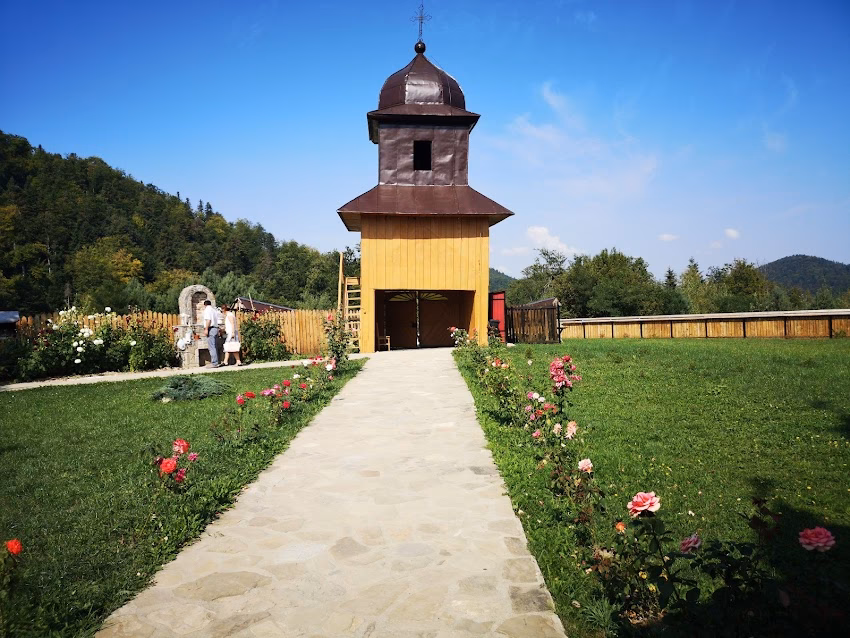 Schitul Pocrov