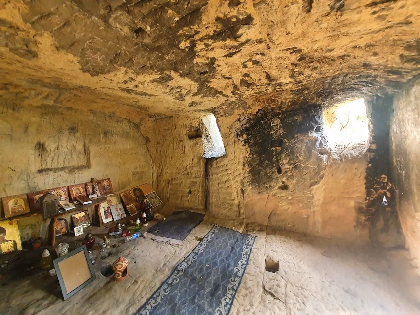 Schiturile Rupestre din Bozioru