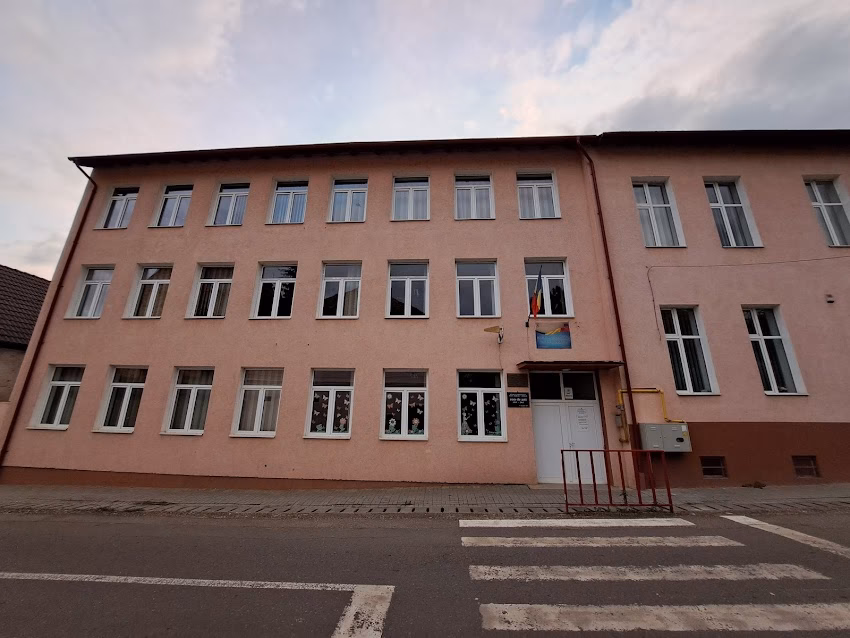 Şcoala Gimnazială Ioan Moraru