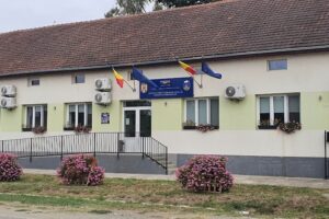 Spclep Dinias Peciu Nou