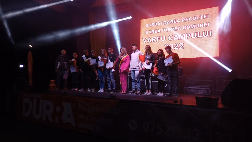 Terenul Comunal Vârfu Câmpului