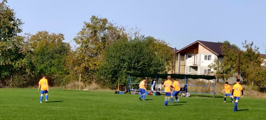 Terenul de Fotbal AdunațiiCopăceni