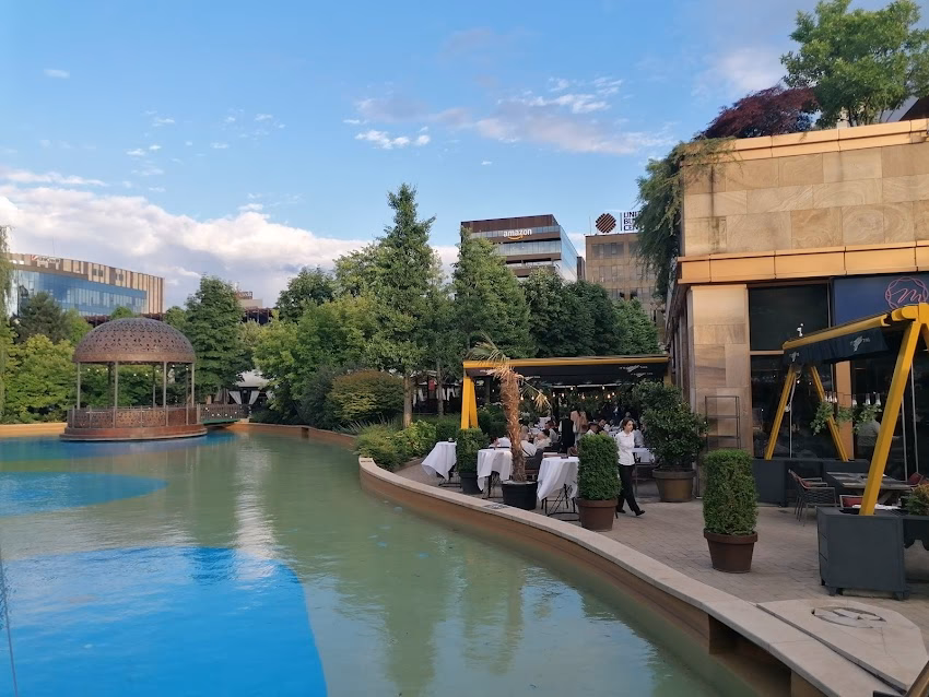 United Business Center 4