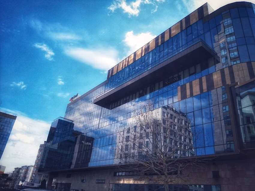 United Business Center 6