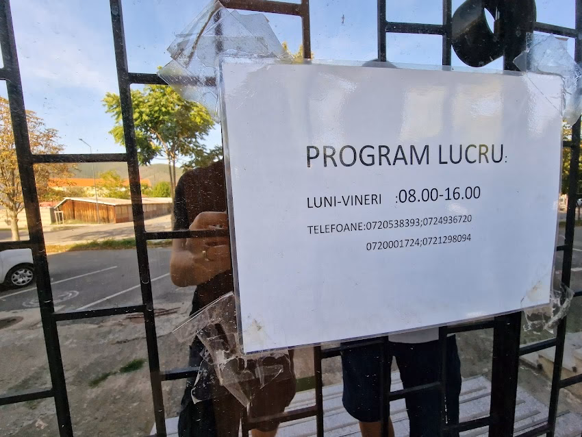 Univers Construct Electric