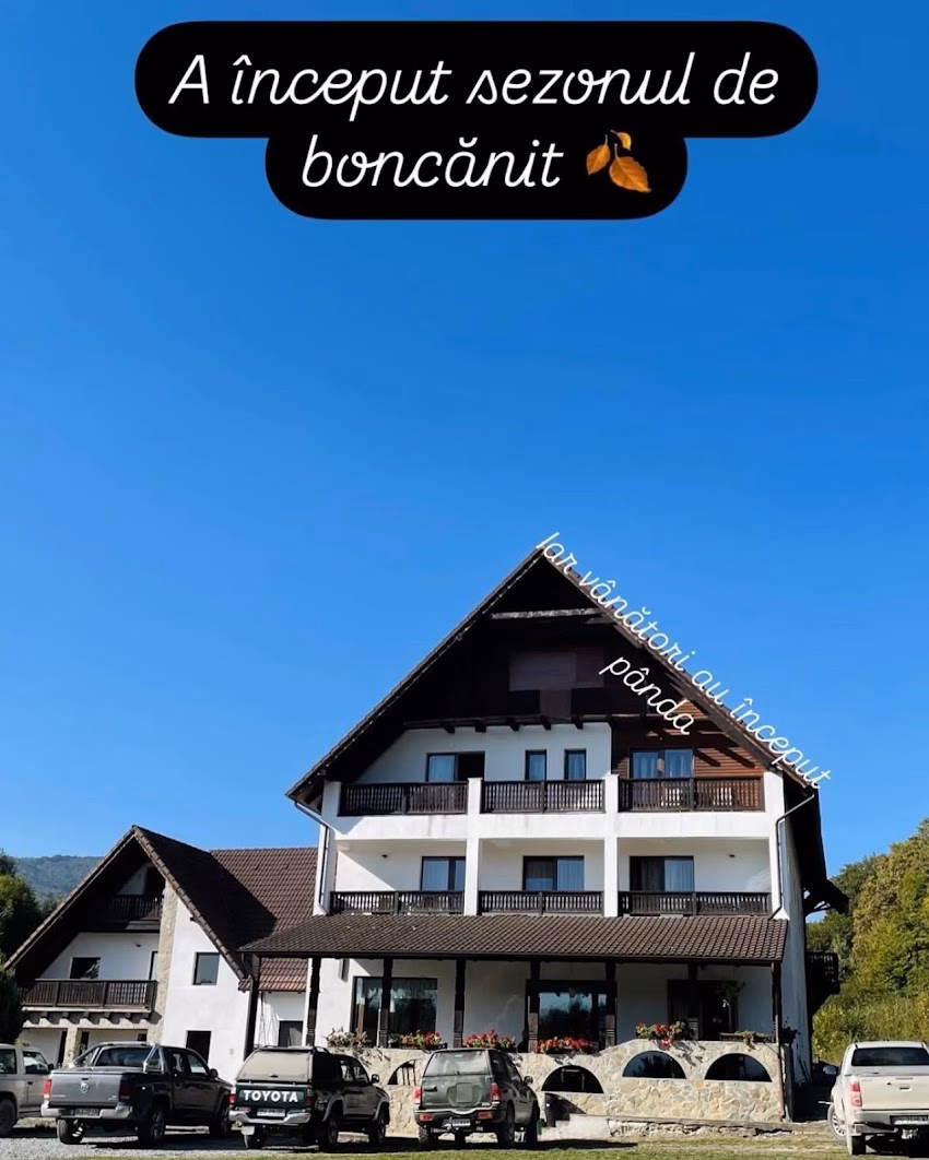 Valea Salbatică Complex Turistic