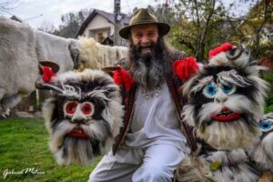 Vasile Susca Atelier de Măsti traditionale