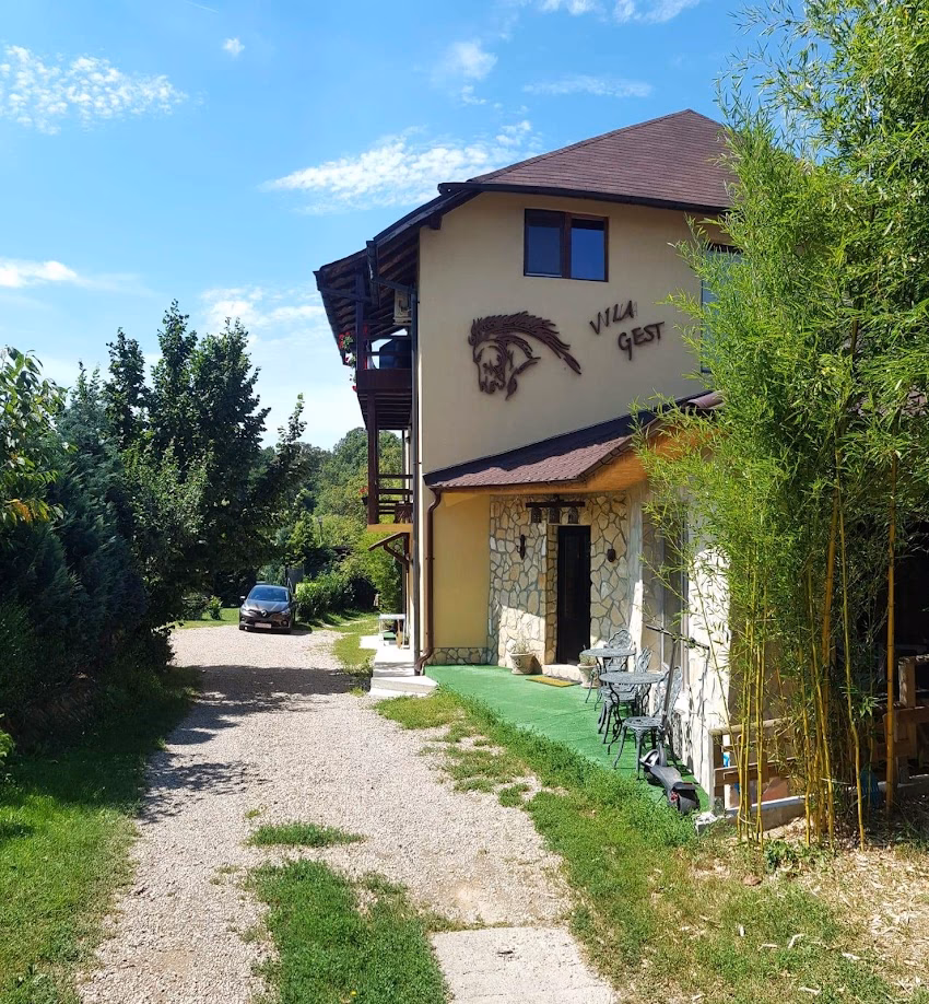Vila Gest