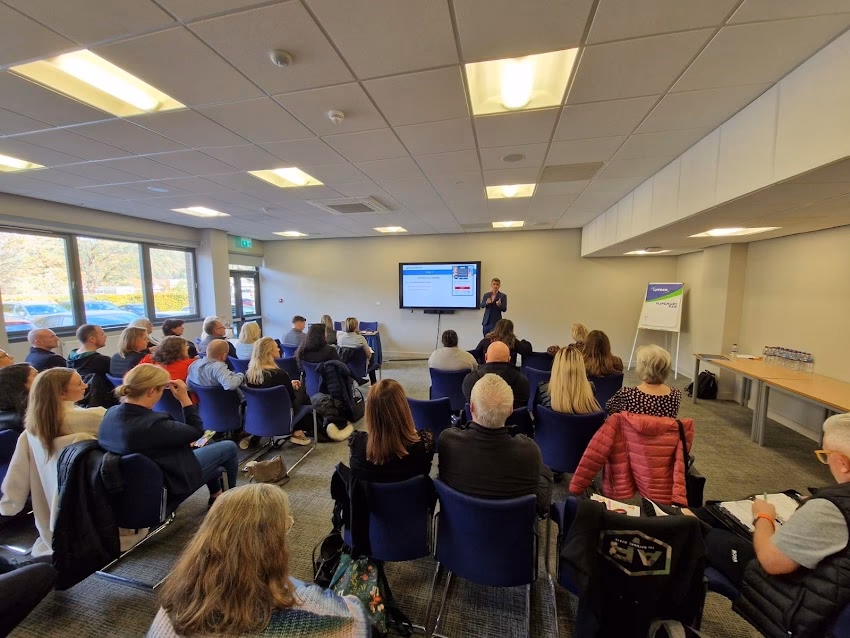 Whatswhat Romania I Platformă de Afaceri și Marketing Digital